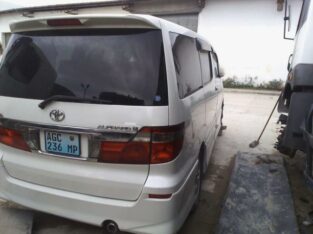 Toyota Alphard – necessario encaixar motor novo