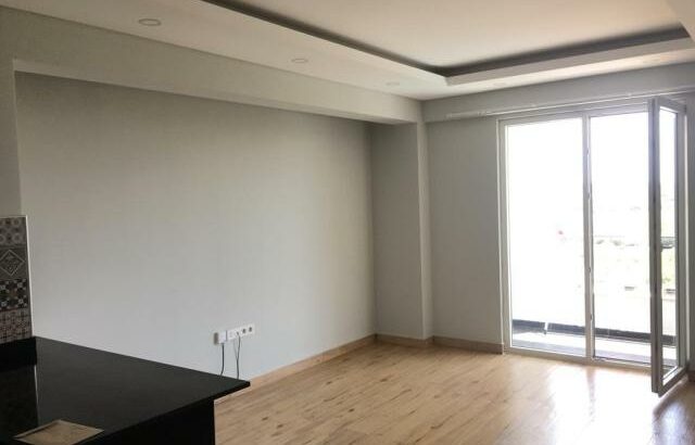 Arrenda-se Luxuoso Apartamento T1 no Deco Assos