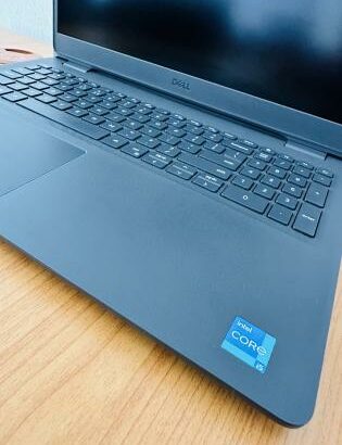 -Dell Vostro 3500 Notebook PC -Intel Core i5-1135G7 2.40 GHZ-4.20 -8THGen (8 CPCs) -16GB DDR4 SDRAM  -512 GB SSD Ultra fast NVME  -15.6 polegadas  Tec