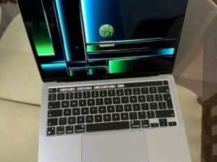 Macbook pro 2022 touch bar