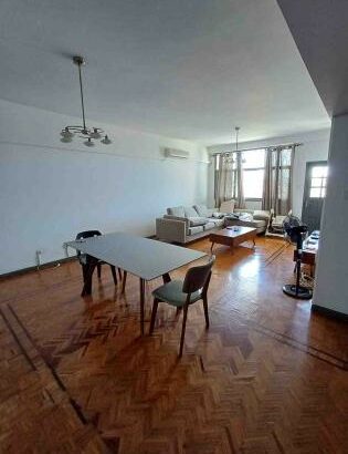 Vende se apartamento espaçoso tipo 2 sem obras no bairro alto mae próximo da escola Francisco manhanga