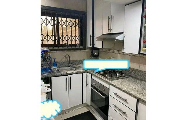 *Vende-se luxuosa casa T4 1° andar em Magoanine*  844437610