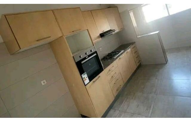 Arrenda-se Apartamento T2 1° Andar – Bairro da Malhangalene