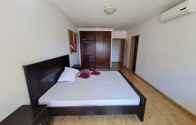 Arrenda-se Luxuoso Apartamento T4 MOBILADO no condomínio 4fe