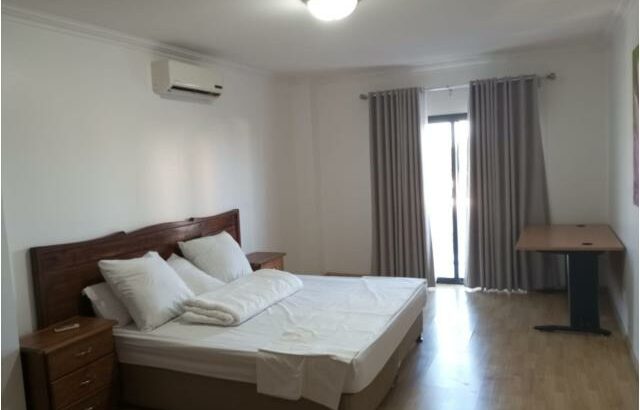 Arrenda-se Luxuoso Apartamento T4 MOBILADO no condomínio 4fe