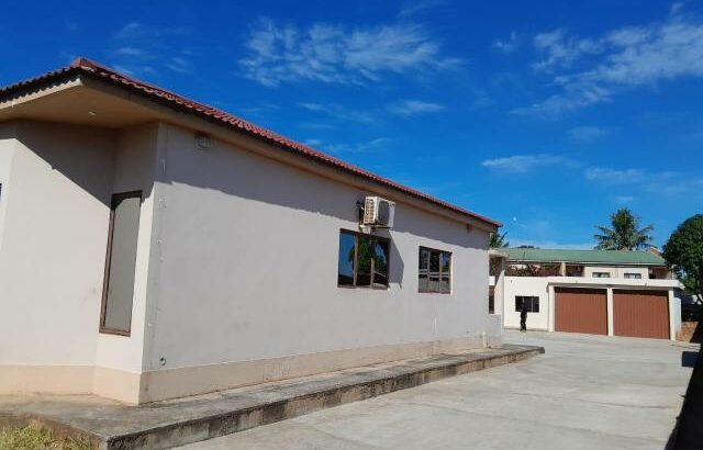 Vende se boa moradia tp3 familiar num espaço 50×50 na machava bairro novo