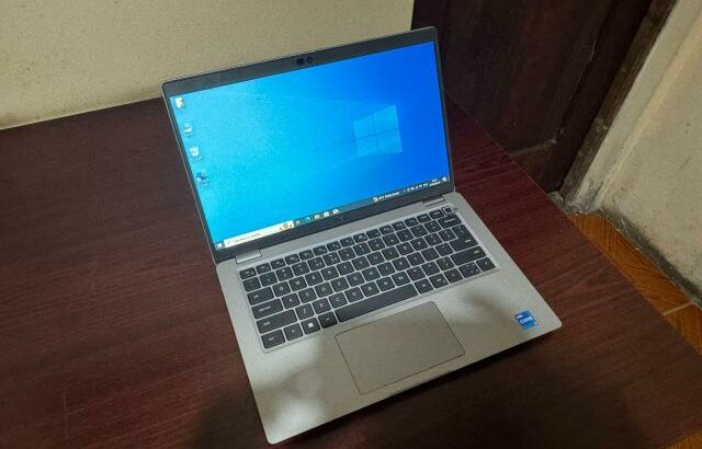 Laptop Dell Latitude 5430 i5-12th Gen. Excelente