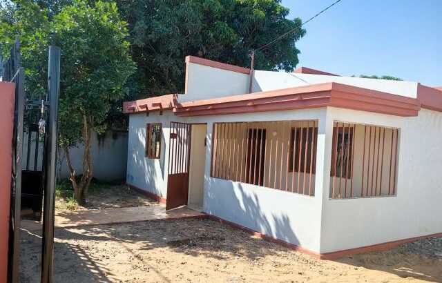 Vende-se Casa No Magoanine C