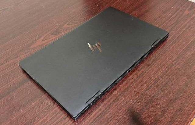 Laptop HP Envy X360 Convertible 13-ay1xxx, AMD Ryzen7.