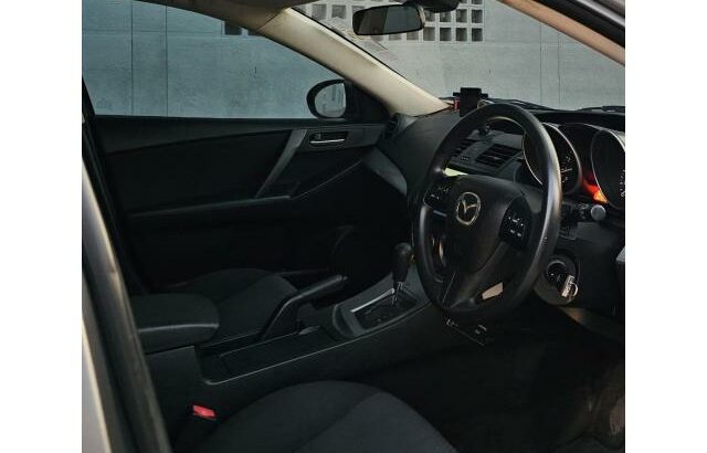 Mazda Axela – Recem Importado