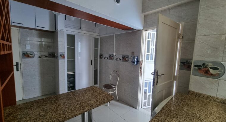 Arrenda se apartamento T2 na coop nos phs