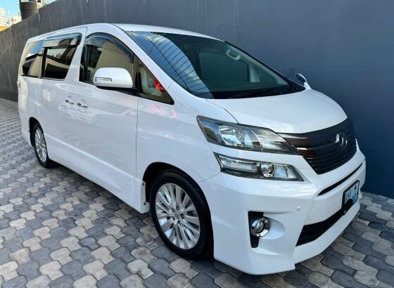 VELLFIRE 2012 Z RECEM IMPORTADO