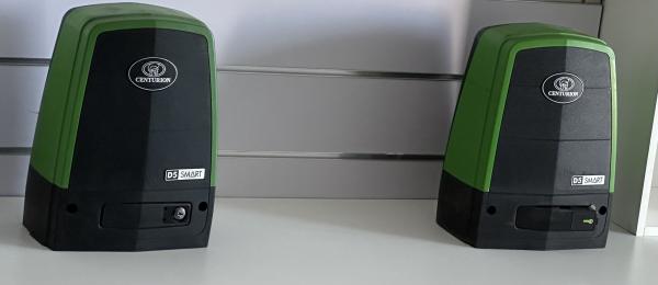 Acordar Ctiancas para Abrir portão já não está na moda Adiquira já :  Quit Completo Motor para portão automático D5 Smart+2 Remotes novos+ Sensor+ Rég