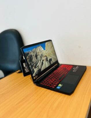 Compra Este Lap Top e ganha uma garrafa de Wisk Bom final  de Semana   Acer Nitro 5 Gaming Machine , intel core i5-11400H 11 th Gen 16 GB DDR4 SDRAM,