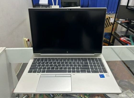 Hp Elitebook 850 G8 15.6” i5 11th 16GB RAM 256GB SSD