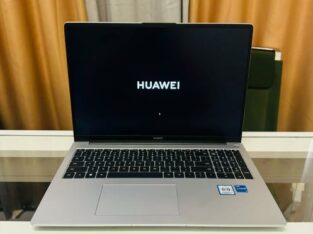 Huawei MateBook D16 i5 12th 8GB RAM 512GB SSD