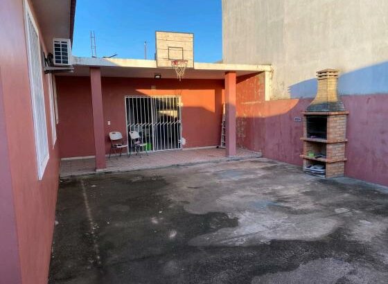 Vende-se excelente moradia do tipo 3 no condomínio intaka