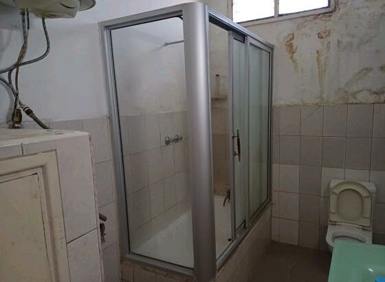 Vende se apartamento espaçoso tipo 2 no bairro polana cimento zona nobre