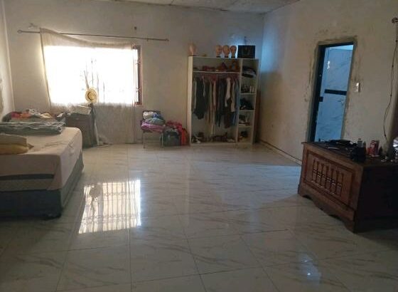 Vende-se está Moradia, tipo4 no Município da Matola bairro do Intaka 2