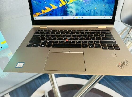 -Lap Top Moderno e Exclusivo Lenovo ThinkPad X1 Yoga Convertible 360 graus Touchscreen Leva Caneta  -Intel Core i7-8650U (12 8Cpus)1.90GHZ 8TH Generat