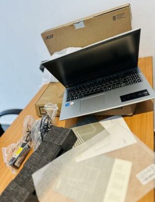 Lap Top Novo Acer Aspire 3 A315-58-54EU intel core i5-1135G7  2.40 GHZ 8 GB Ddr4 sdram,512 GB ssd Ultra fast 15.6polegadas  Teclado Numerico Novinho