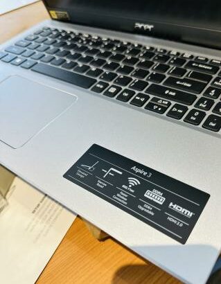 Lap Top Novo Acer Aspire 3 A315-58-54EU intel core i5-1135G7  2.40 GHZ 8 GB Ddr4 sdram,512 GB ssd Ultra fast 15.6polegadas  Teclado Numerico Novinho