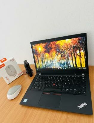 -Lenovo ThinkPad T480S Touchscreen  -Intel Core i5-8250U 2.50 GHZ 8TH Gen (8 CPCs) -8GB DDR4 SDRAM  -256  GB SSD Ultra fast NVME  -14 polegadas  USB