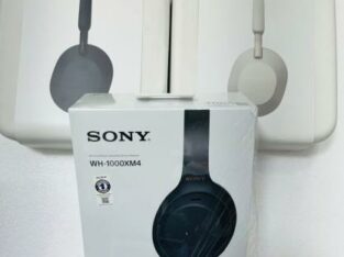 Sony WH-1000XM4 headphones selados