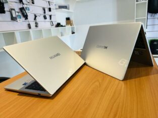 TEMOS DUAS Unidades Lap Top Huawei  Semi Novo APROVEITE!!!!!  Huawei Matebook 15 Intel core i5- 12450H 2.50GHZ (12Cpus) 12 TH Gen  8GB DDR4 SDRAM,512