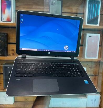 *HP PAVILION 15*  – intel(R) Core(TM) i3-4030U CPU @ 1.90 (4 CPUs) – ⁠4th Geração