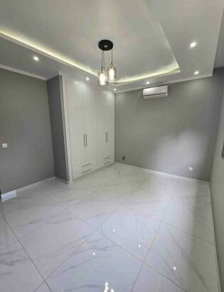 Vende-se Vivenda na Matola Cidade