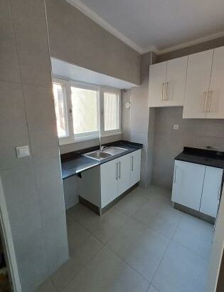 Arrenda se apartamento novo Remodelado tipo 2 no bairro polana cimento prédio das torres vermelhas