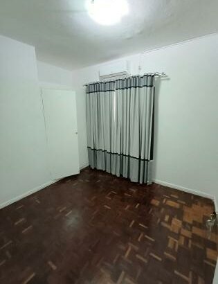 Arrenda se apartamento novo Remodelado tipo 2 no bairro polana cimento prédio das torres vermelhas