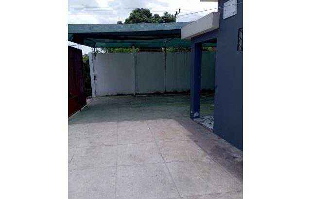 Vende se moradia tp2 moderna com anexo tp1 bem localizada na machava Baião