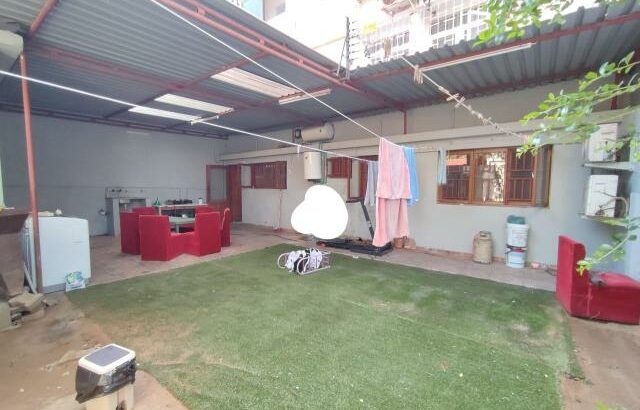 Vende-se Belíssimo apartamento T2 no Rés do chão na sommerschield 1