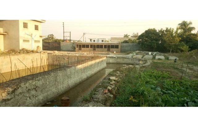 Vende se moradia duplex tp3 inacabada numa zona de elite em Belo Horizonte  num espaço 60 por 80