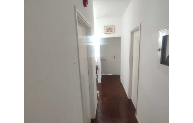 Vende se moradia moderna tp4 com pescina e anexos bem localizada num espaço 25 por 50 em Tchumene 2