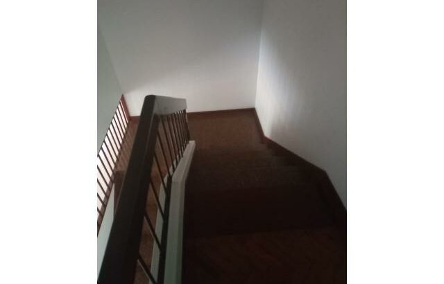 ARRENDA-SE MORADIA T4 NO BAIRRO DA COOP