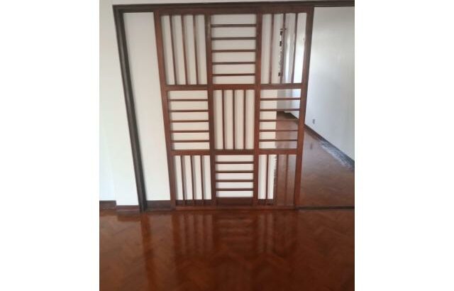 ARRENDA-SE MORADIA T4 NO BAIRRO DA COOP