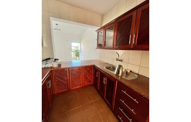 Vende-se Luxuosa Casa T3 Na Matola Tchumene