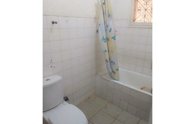 Arenda se boa casa tp3 na matola fomento a 1 minuto da estrada principal