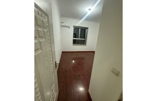 Arenda se Lindo apartamento tp3 de luxo dentro do condominio Quins village
