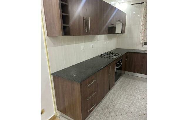 Arenda se Lindo apartamento tp3 de luxo dentro do condominio Quins village