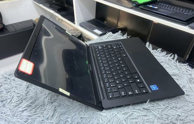 Laptop Proline Intel Celeron, 7th Gen. Novo com Plásticos