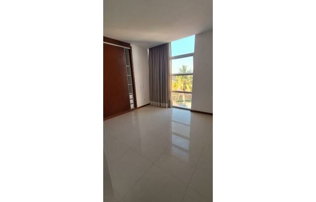 ARRENDAMENTO EXCELENTE APARTAMENTO T3 FENTRO DE UM CONDOMÍNIO NO TRIUNFO PROXIMO DO VILLA SOL