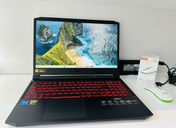 Acer Nitro 5 Gaming Machine Semi Novo  11TH Generation Concebido para Programas de Alto Nível de Rendimento Aproveiteeeeee  intel core i5-11400H 11 th