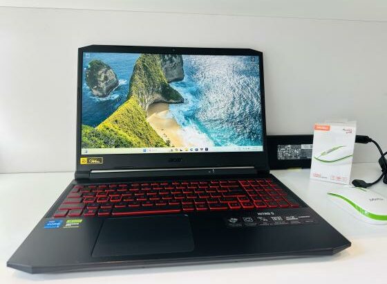 Acer Nitro 5 Gaming Machine Semi Novo  11TH Generation Concebido para Programas de Alto Nível de Rendimento Aproveiteeeeee  intel core i5-11400H 11 th