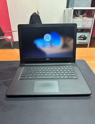 Dell Inspirion 14” i7 7th 8GB RAM 256GB SSD And Graphics R5 M330 2GB