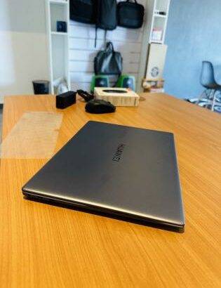 Exclusivo Huawei  Matebook X Pro Edição 2022  Touchscreen Semi Novo e Super Executivo   Intel core i7-1165G7 11 TH Gen (8Cpus)2.80 GHZ, 16 GB DDR4 SDR