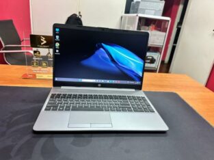 Hp 255 G9 AMD RYZEN 5 5625U 15.6” 8GB RAM 512GB SSD